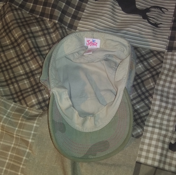 Girl camo hat size M/L - Picture 4 of 6